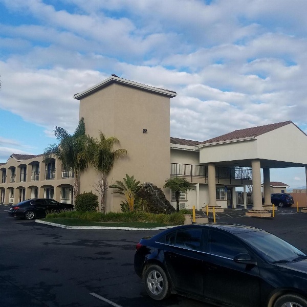 SureStay Hotel by Best Western Hollister Main image